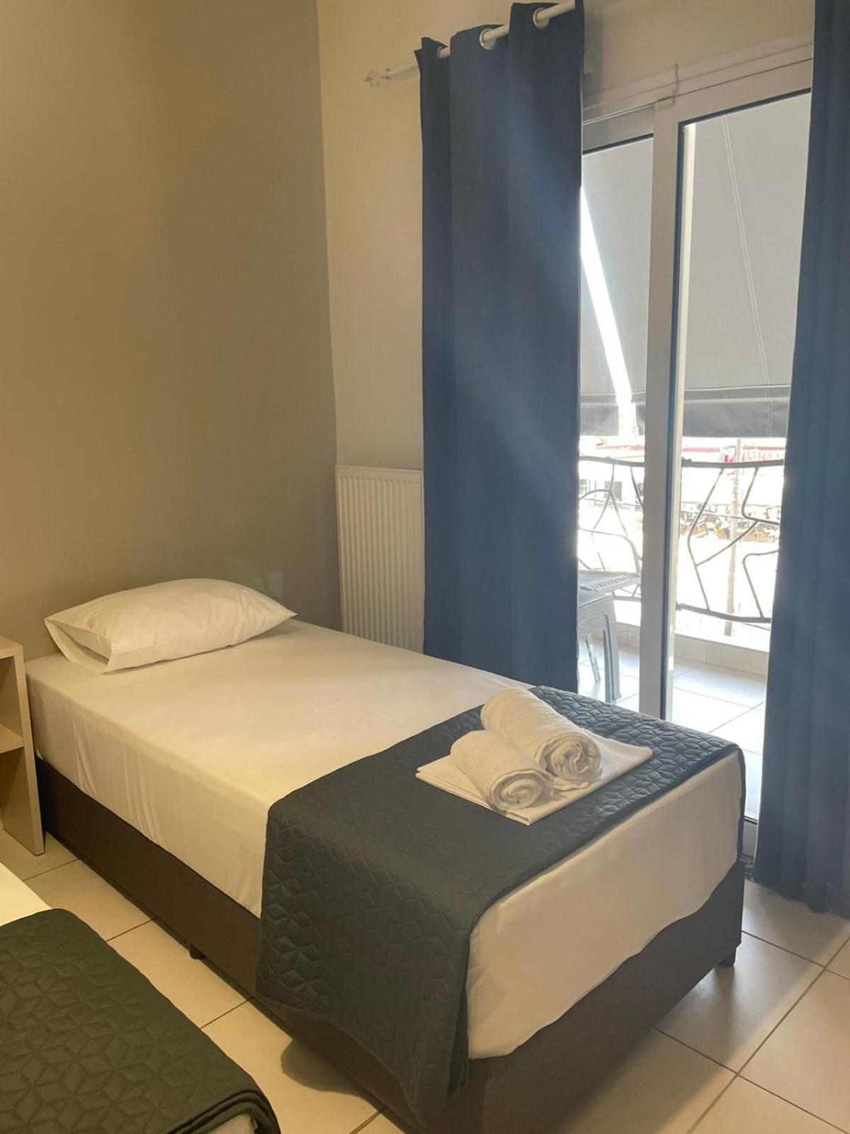 Hotel Galini Paralía エクステリア 写真